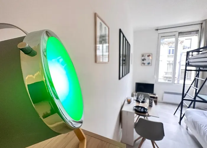 Talleyrand Neuf Cozy Hyper Centre Apartment *